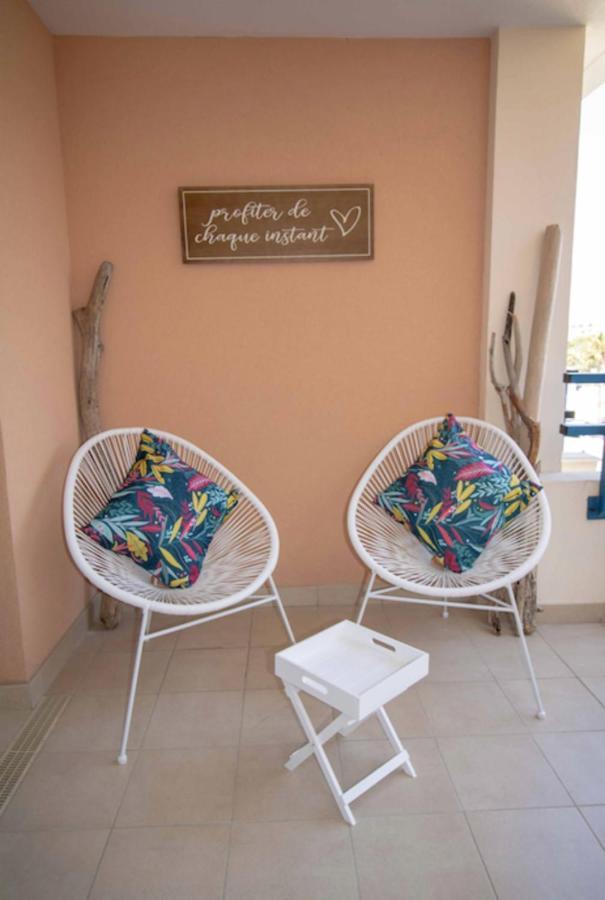 Bright Apt Of 32 M Renovated Near Town Fréjus Eksteriør bilde
